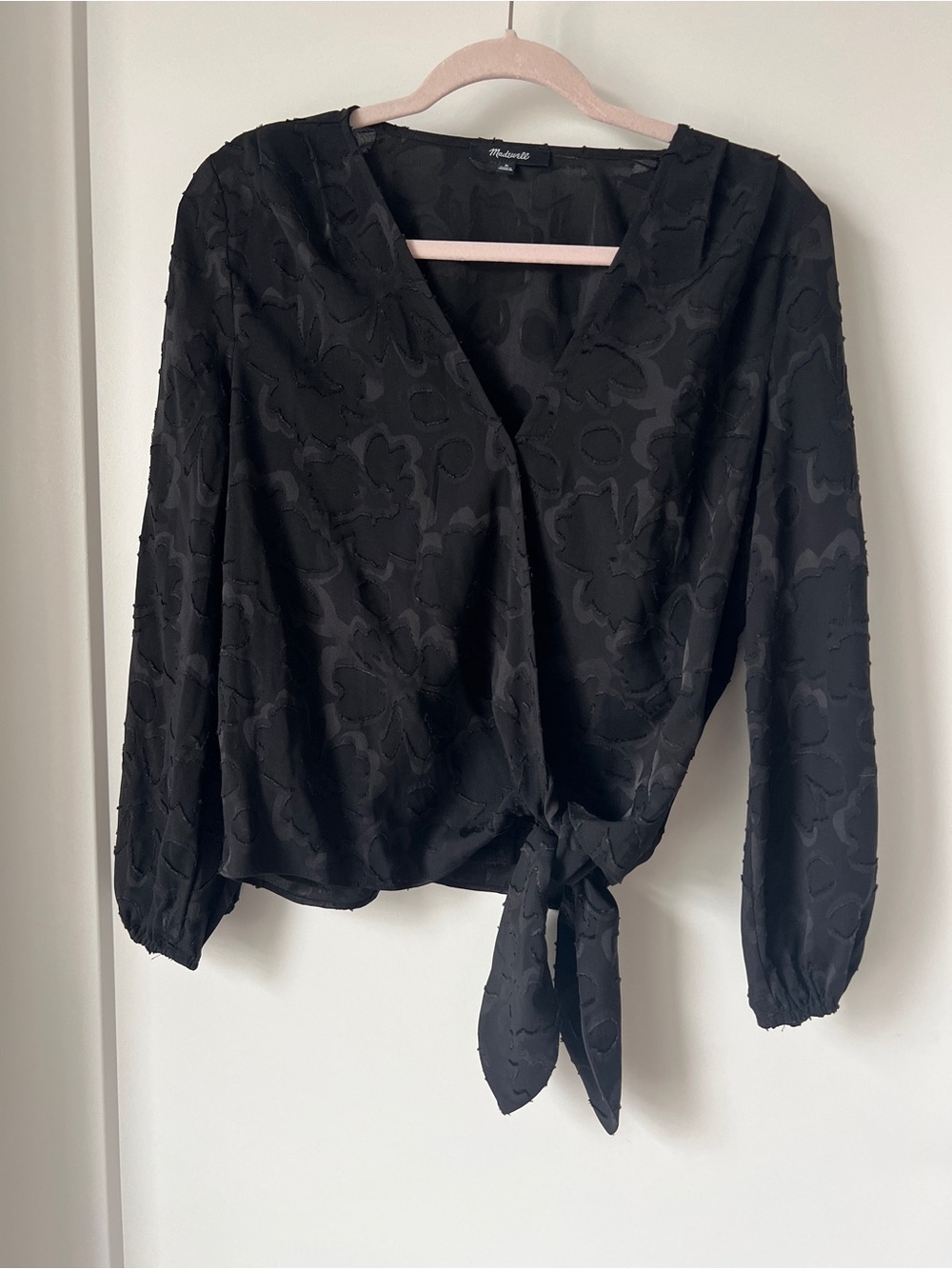 Madewell Black Textured V-Neck Tie-Front Blouse - Floral Pattern